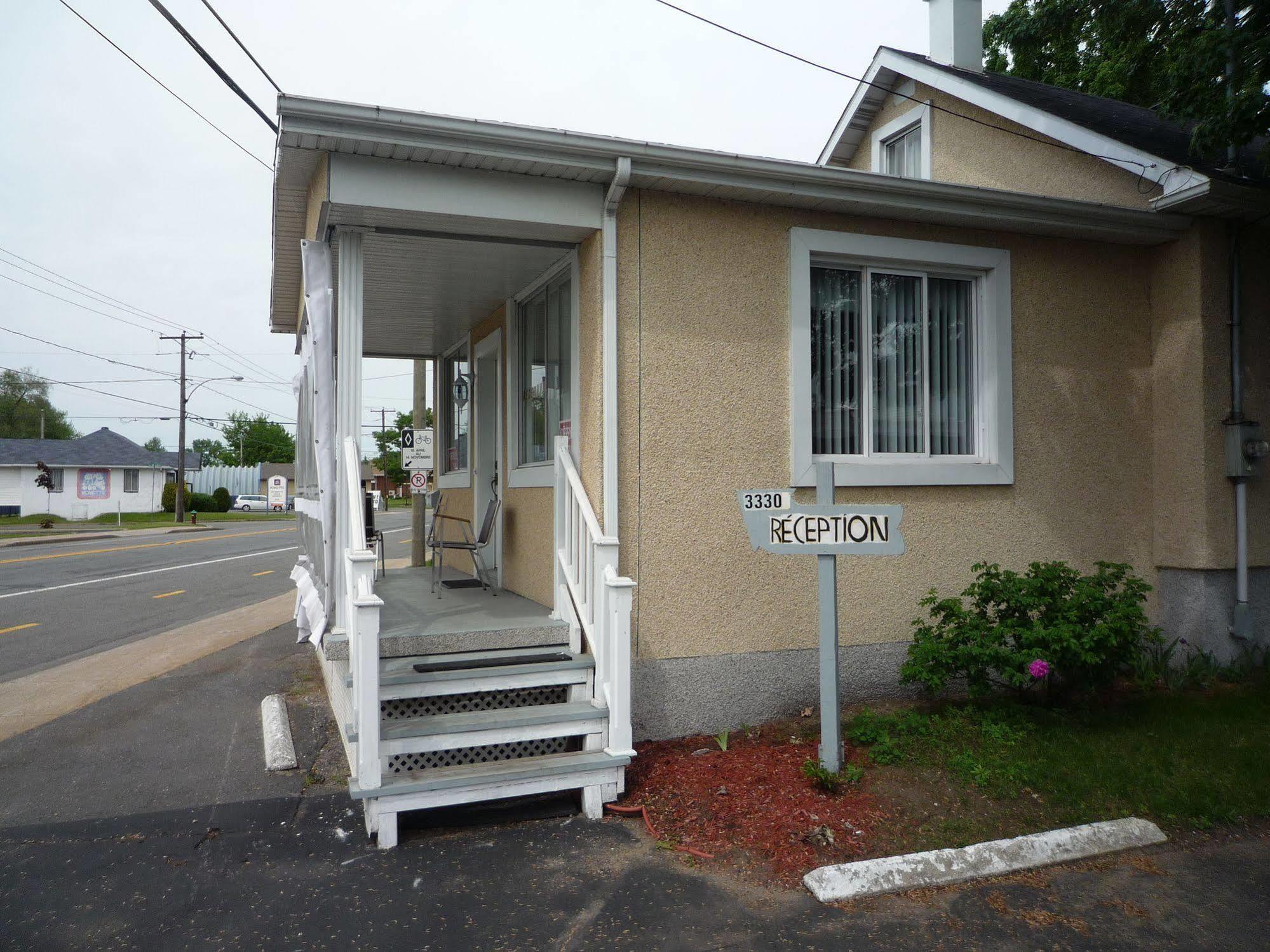 Hotel Tracy - St Lawrence River Sorel-Tracy Esterno foto